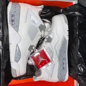 Jordan retro 4 white Oreo